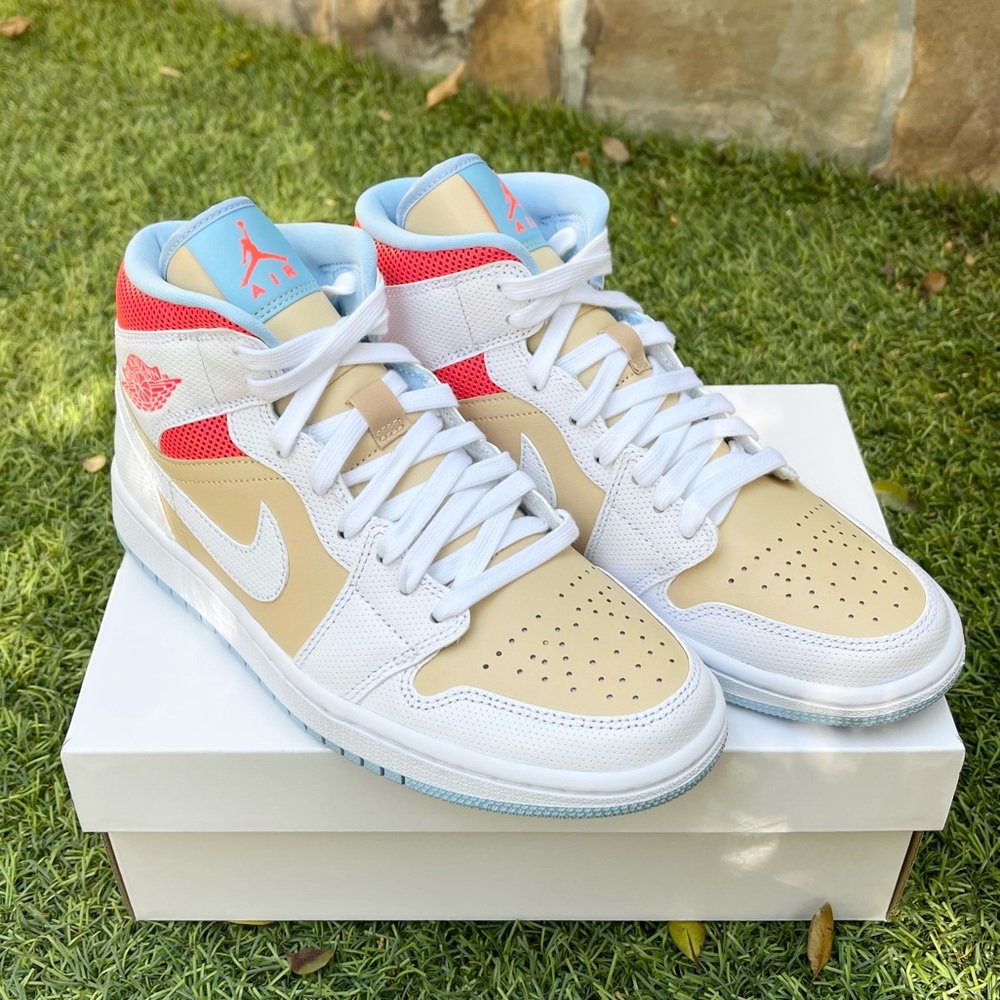 🤍 Nike air jordan 1 shoes - Picture 3 of 4